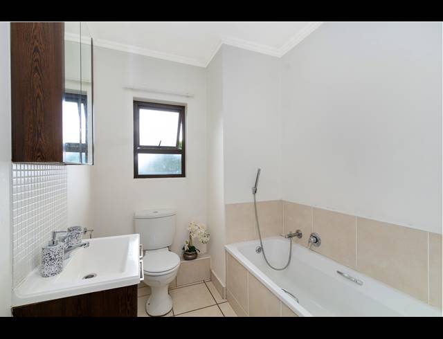 2 BEDROOM APARTMENT FOR SALE IN CRAIGAVON